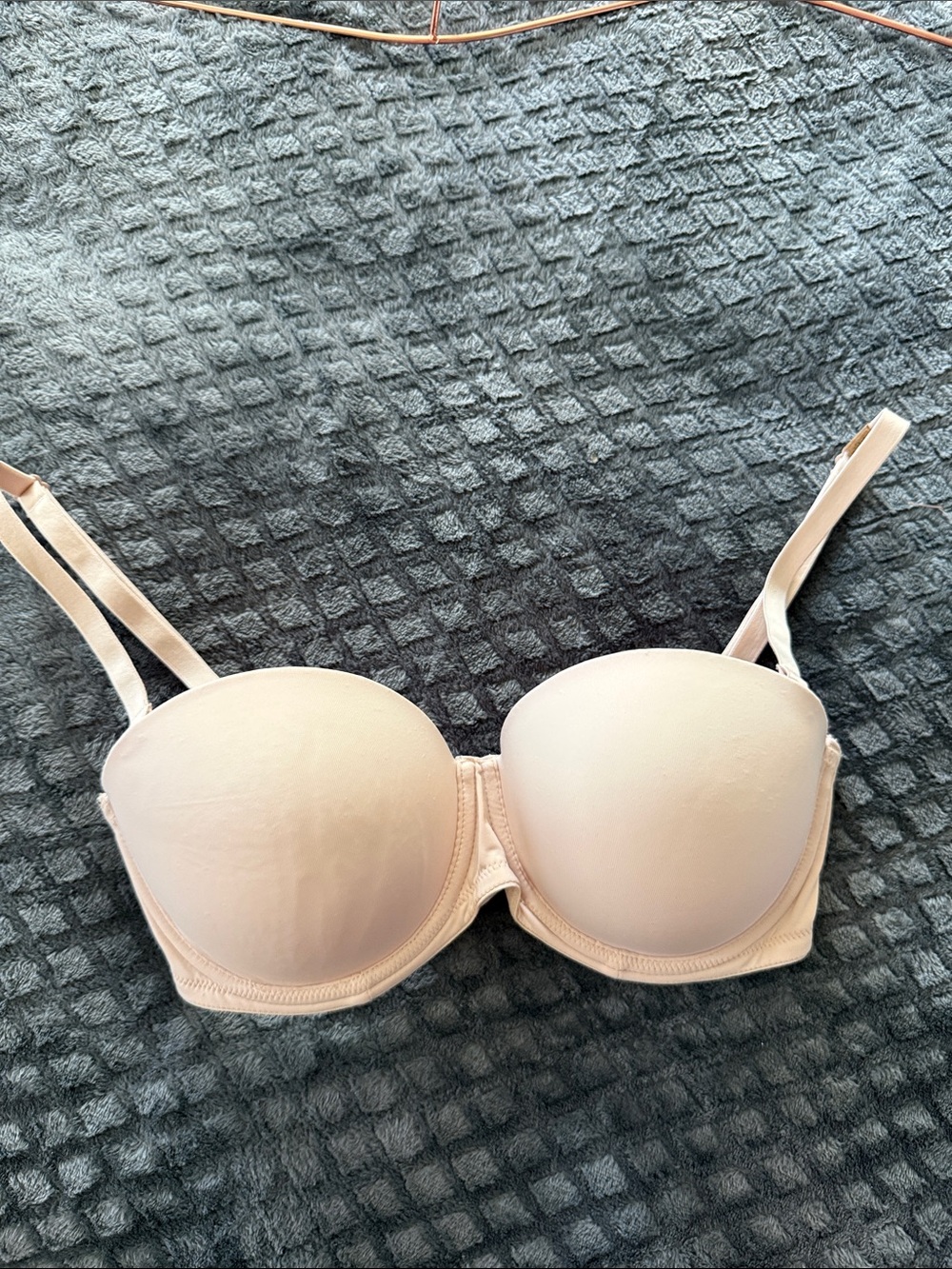PINK Victoria's Secret Strapless/Convertible Light Nude T-Shirt Bra
